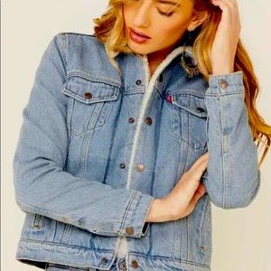 Original Sherpa Trucker Levi’s Jacket
